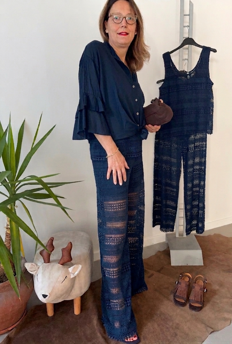 Pantalone ricamato in cotone con elastico in vita