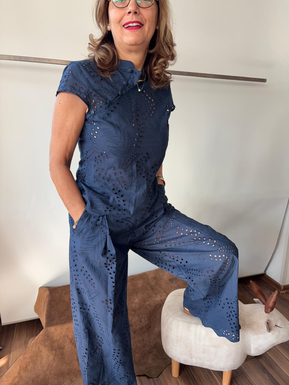 Pantalone in sangallo con elastico dietro