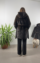 Pelliccia 3/4 con cappuccio