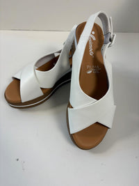 Sandalo in nappa bianca con fasce incrociate