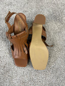 Sandalo con tacco in pelle cuoio con frange