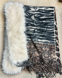 Sciarpa Gian Marco Venturi con dettaglio in pelliccia