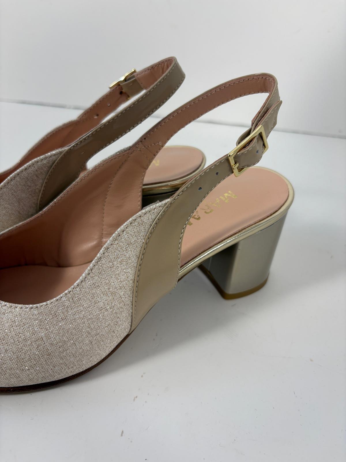 Slingback in tessuto con tacco largo