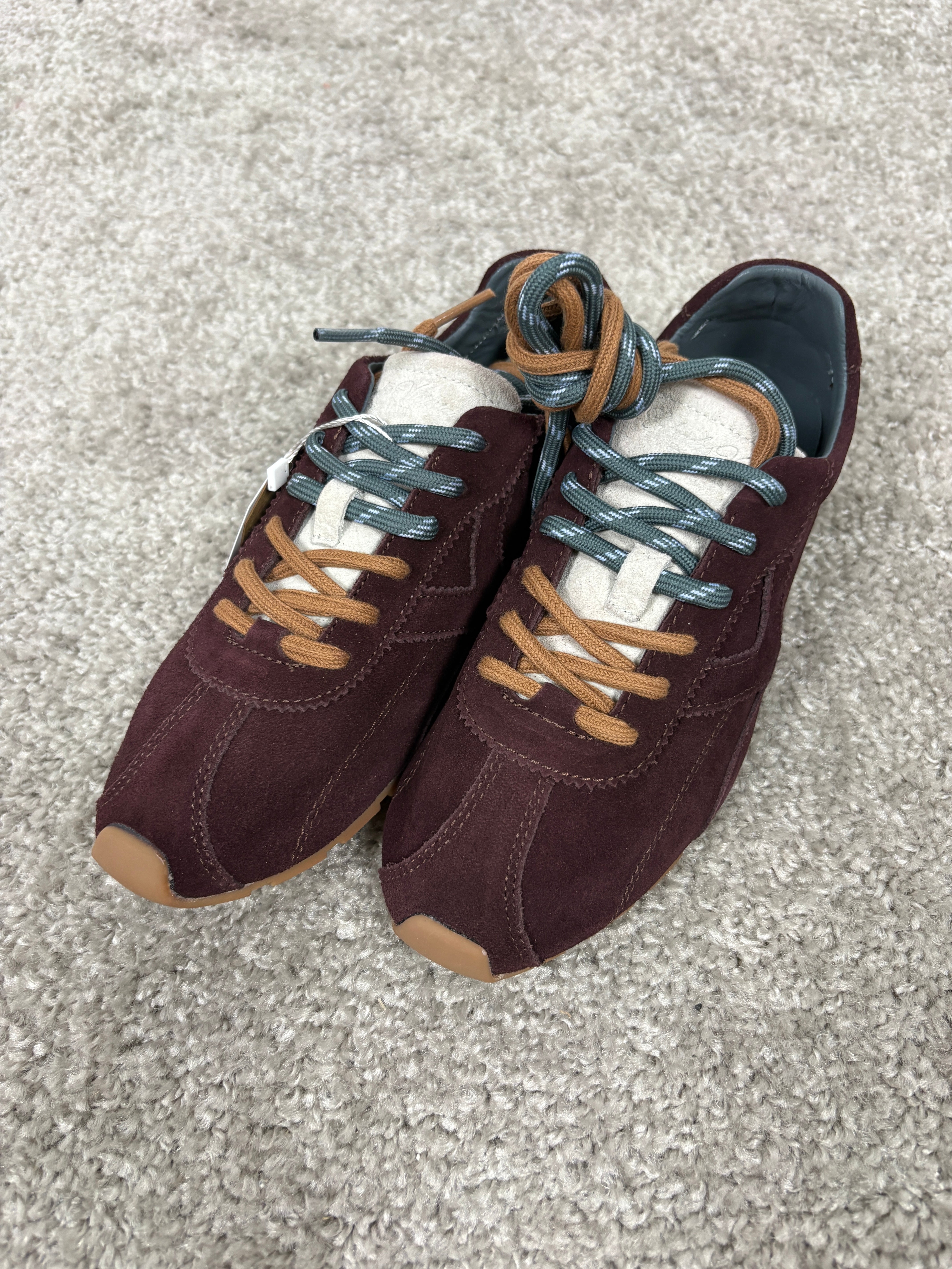 Sneaker Victoria Aster in camoscio bordeaux con doppio lancio