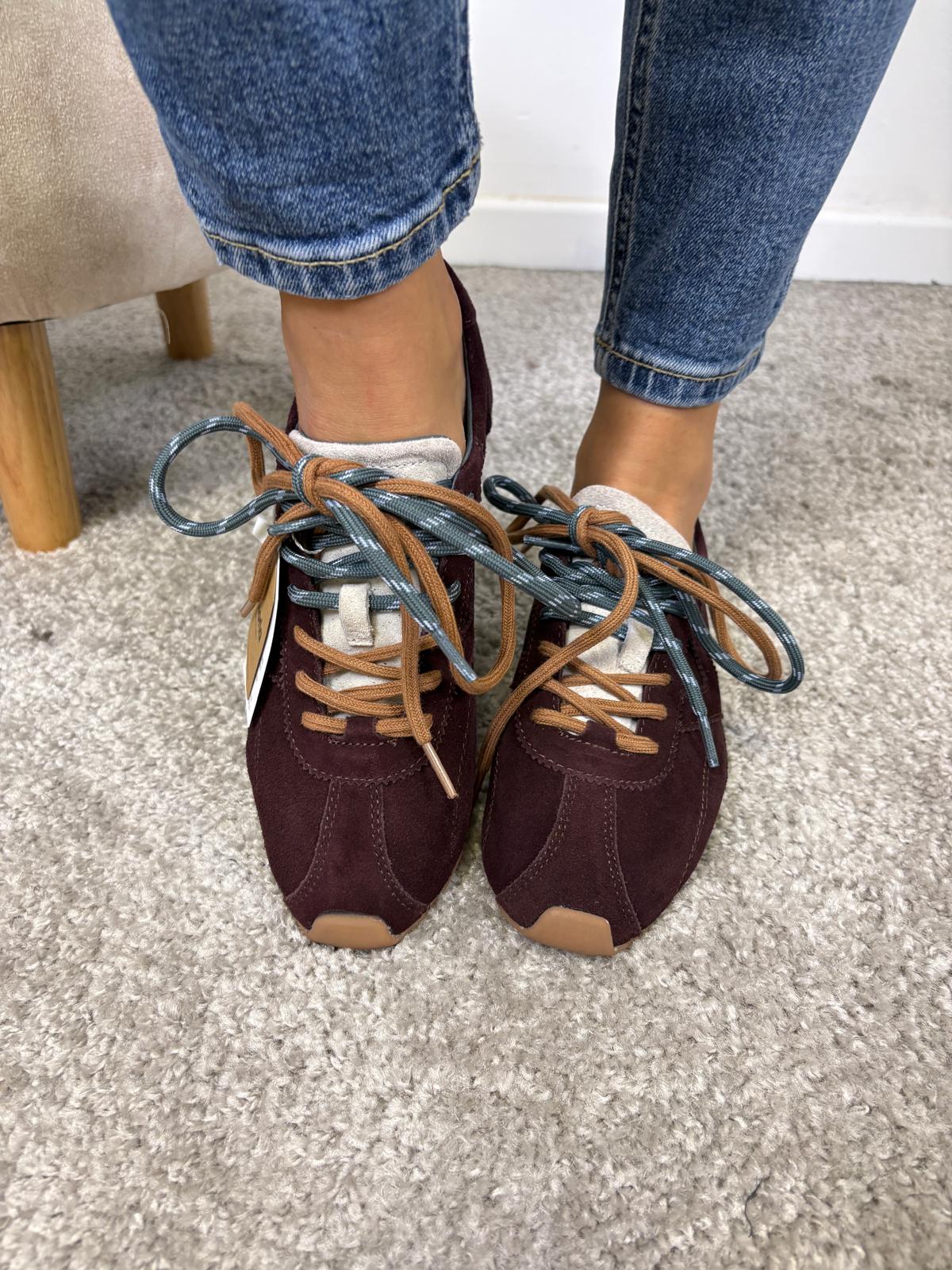 Sneaker Victoria Aster in camoscio bordeaux con doppio lancio