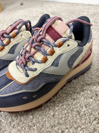 Sneaker Victoria Luna multicolore con suola dentellata