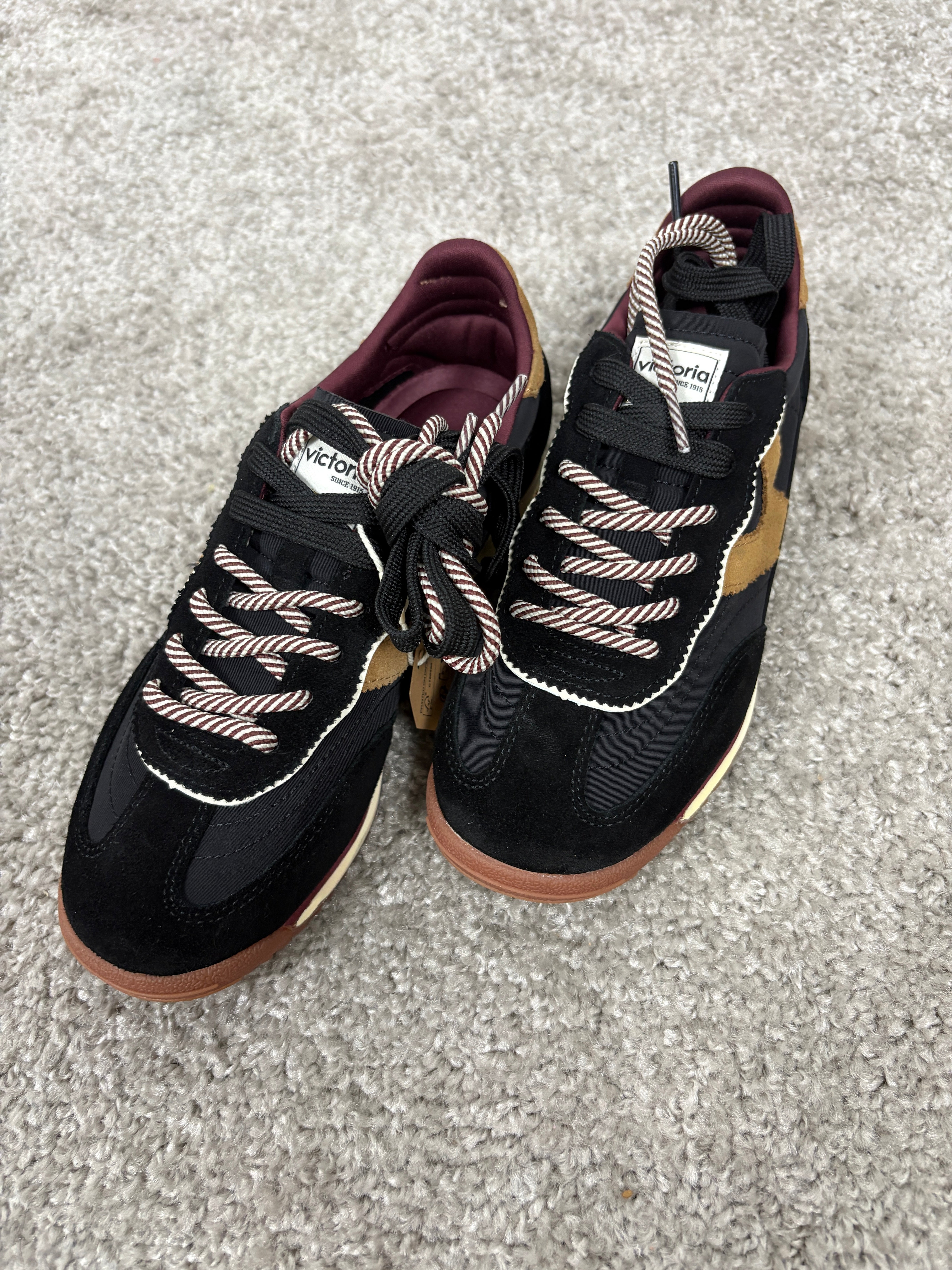 Sneaker Victoria Saturno nylon e camoscio con doppio laccio