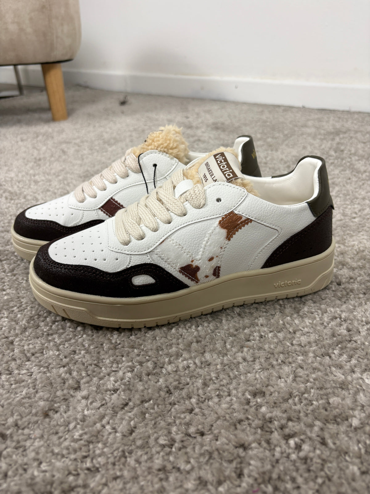 Sneaker Victoria Seul effetto pelle e camoscio con dettaglio animalier