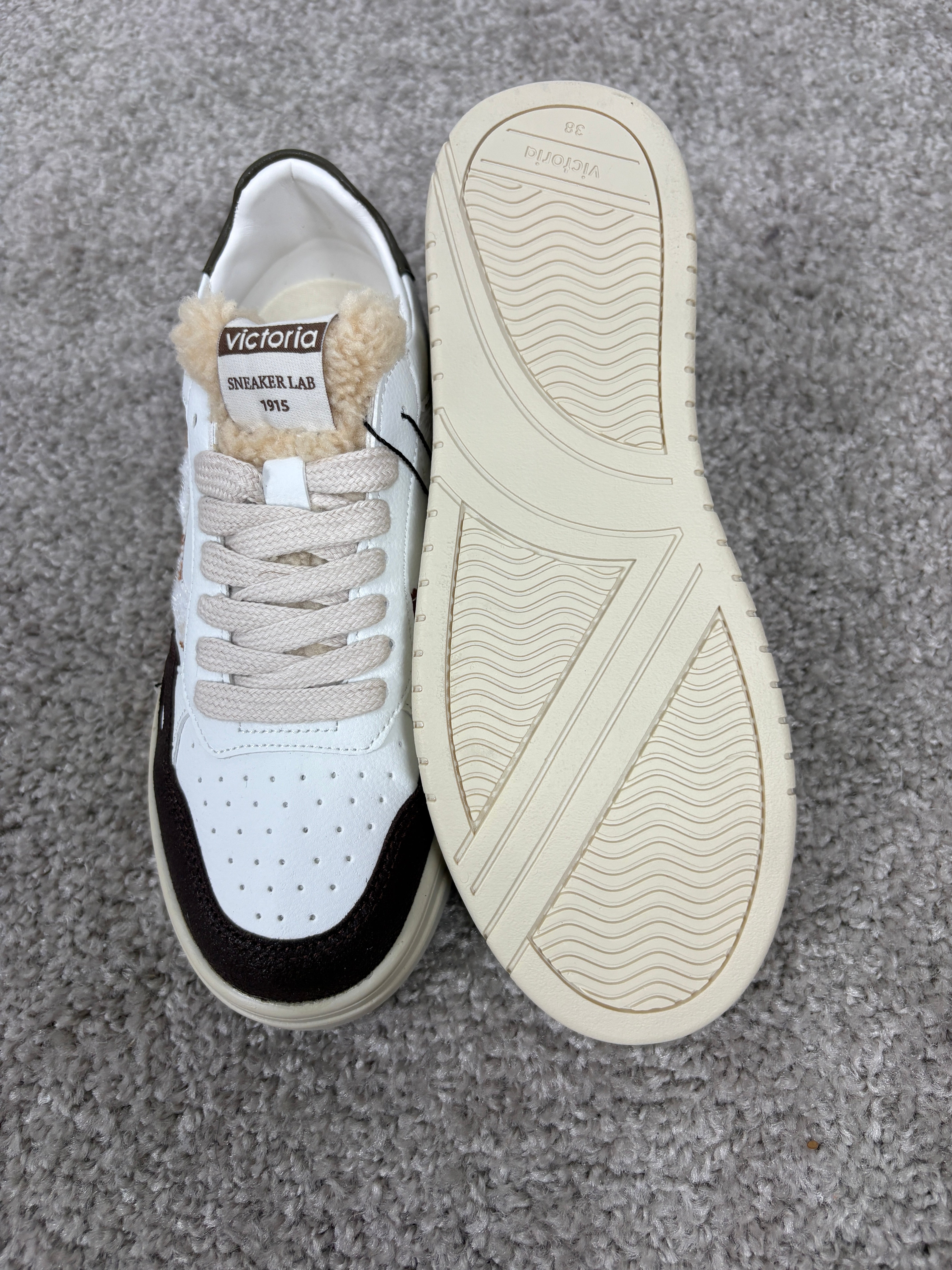 Sneaker Victoria Seul effetto pelle e camoscio con dettaglio animalier