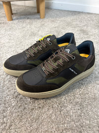 Sneaker Ambitious in pelle kaki e testa di moro