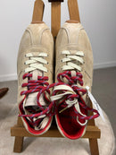 Victoria ASTER sneakers in beige suede with double laces