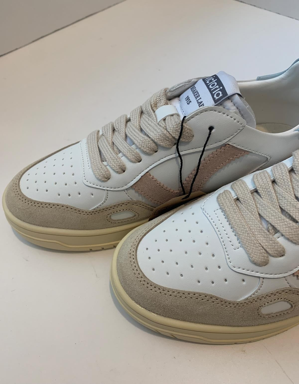 Sneaker Victoria SEUL unisex con inserti effetto camoscio
