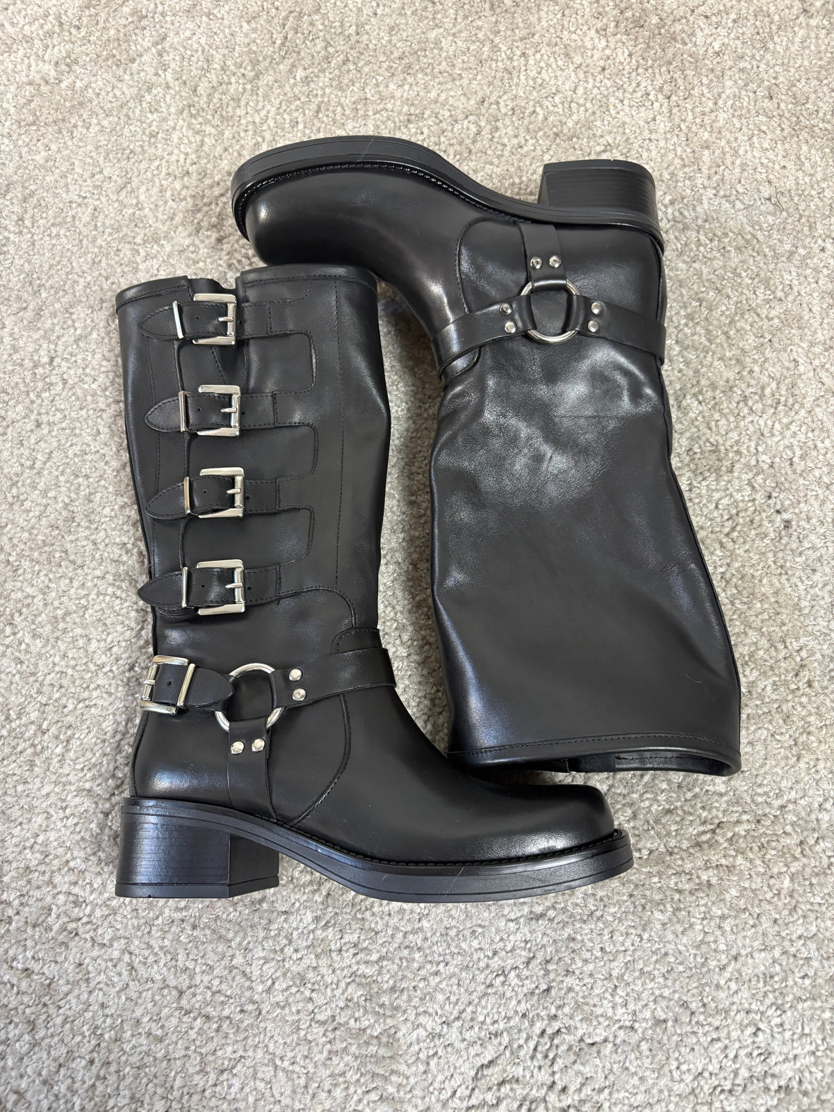 Stivale biker N.6 Milano in pelle nera con fibbie argentate