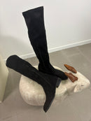 Stivale Elena overknee in camoscio nero tacco basso