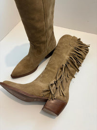 Stivale texano in camoscio con frange