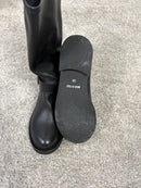 Stivale vintage in nappa nera con doppie fibbie