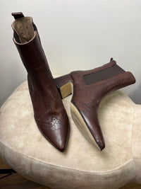 Stivaletto Chelsea in pelle con dettaglio brogue