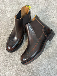 Stivaletto Chelsea Ambitious uomo in pelle brandy con dettaglio brogue