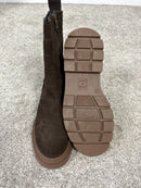 Stivaletto alto in nabuk effetto cocco con elastico laterale