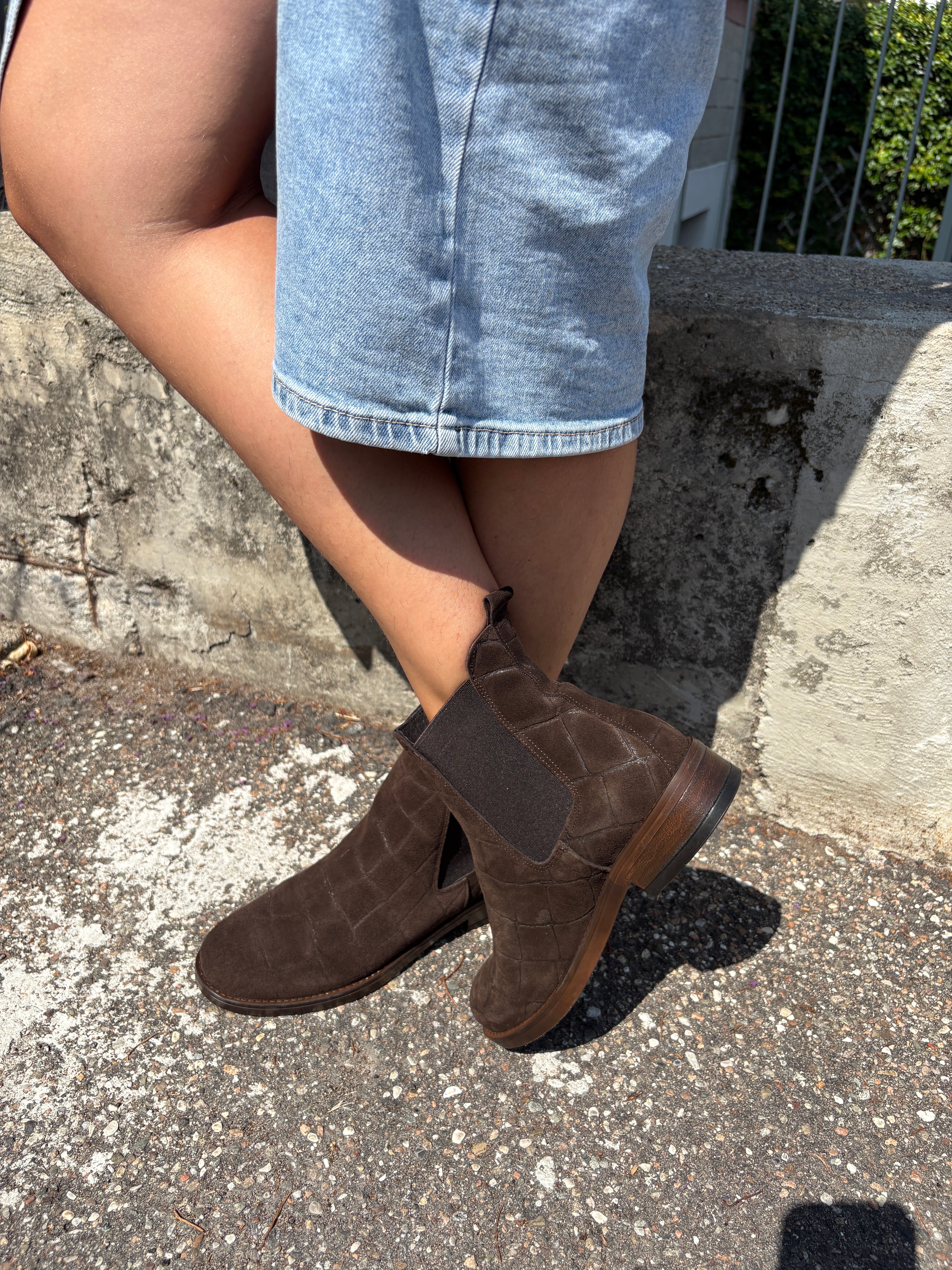Stivaletto in nabuk effetto cocco