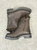 Stivaletto vintage in pelle con dettagli cocco