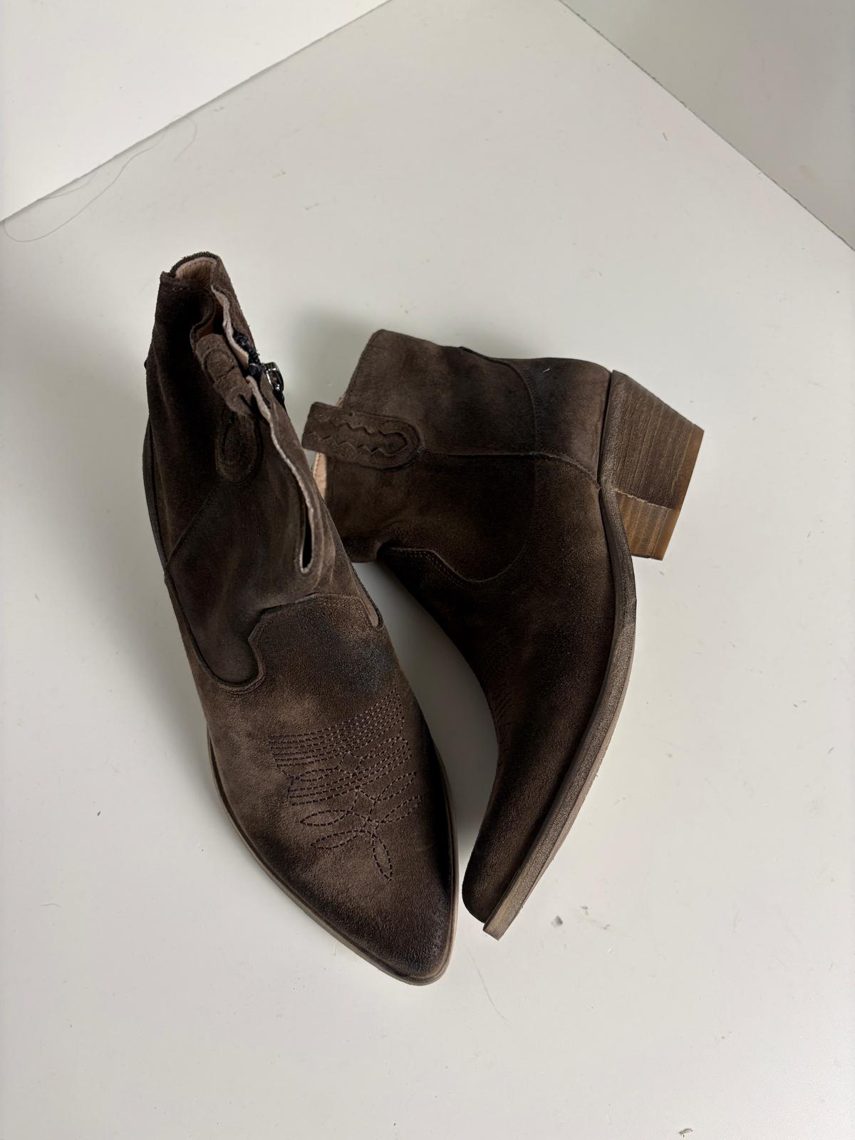 Texano basso in pelle scamosciata