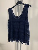Top ricamato in cotone