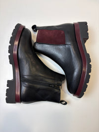 Tronchetto Martina in pelle con fascia laterale elastica