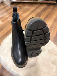Tronchetto Martina in pelle con fascia laterale elastica